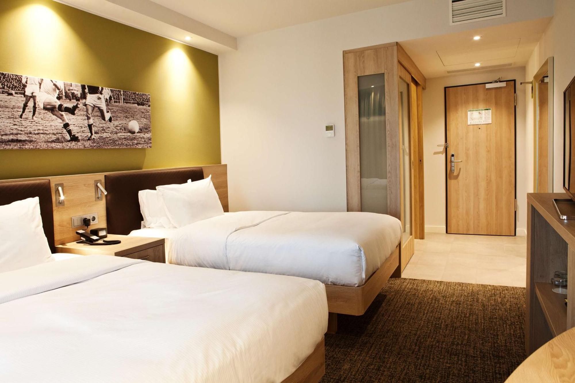 מלון Hampton By Hilton Aachen Tivoli מראה חיצוני תמונה