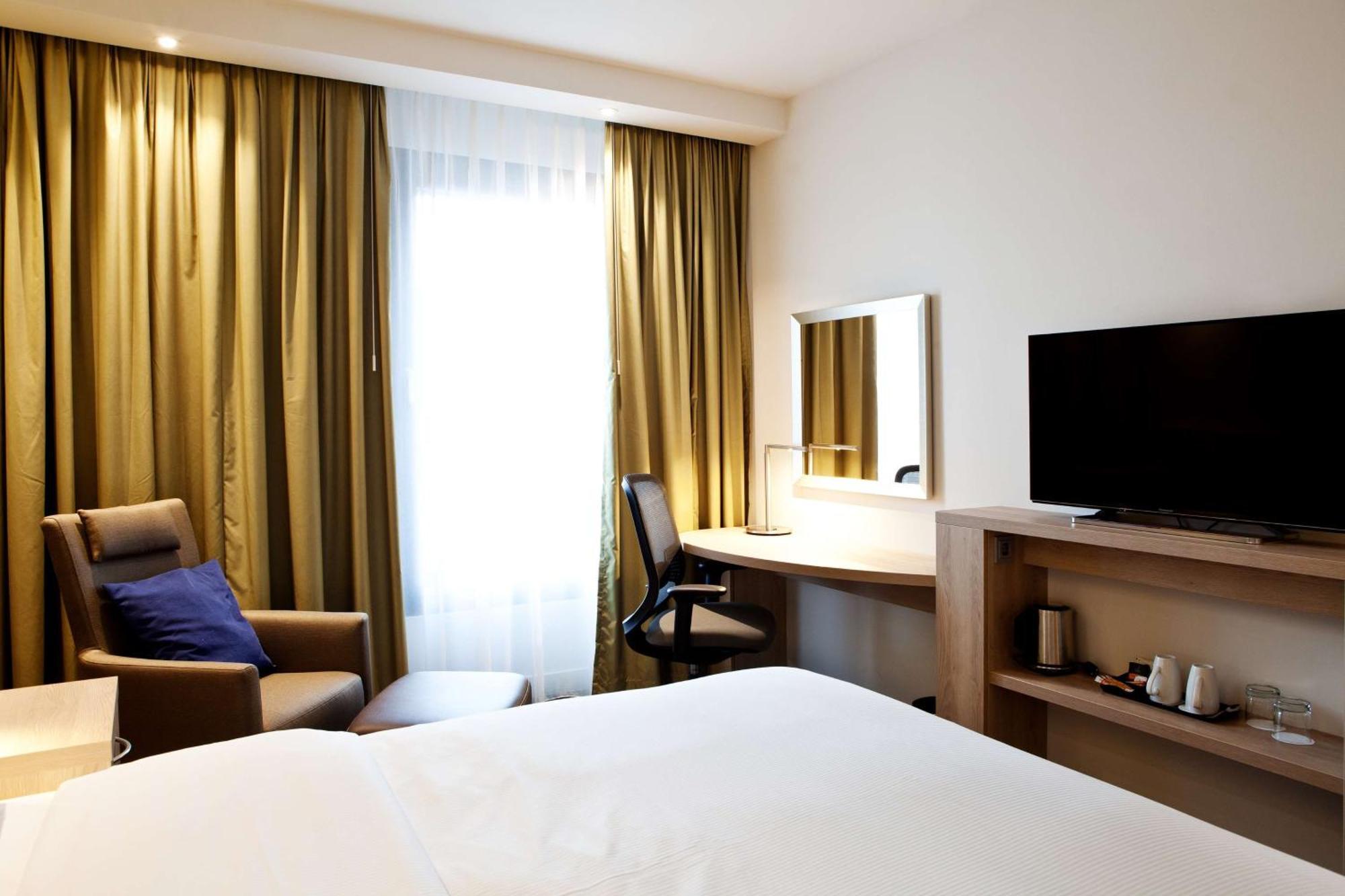 מלון Hampton By Hilton Aachen Tivoli מראה חיצוני תמונה