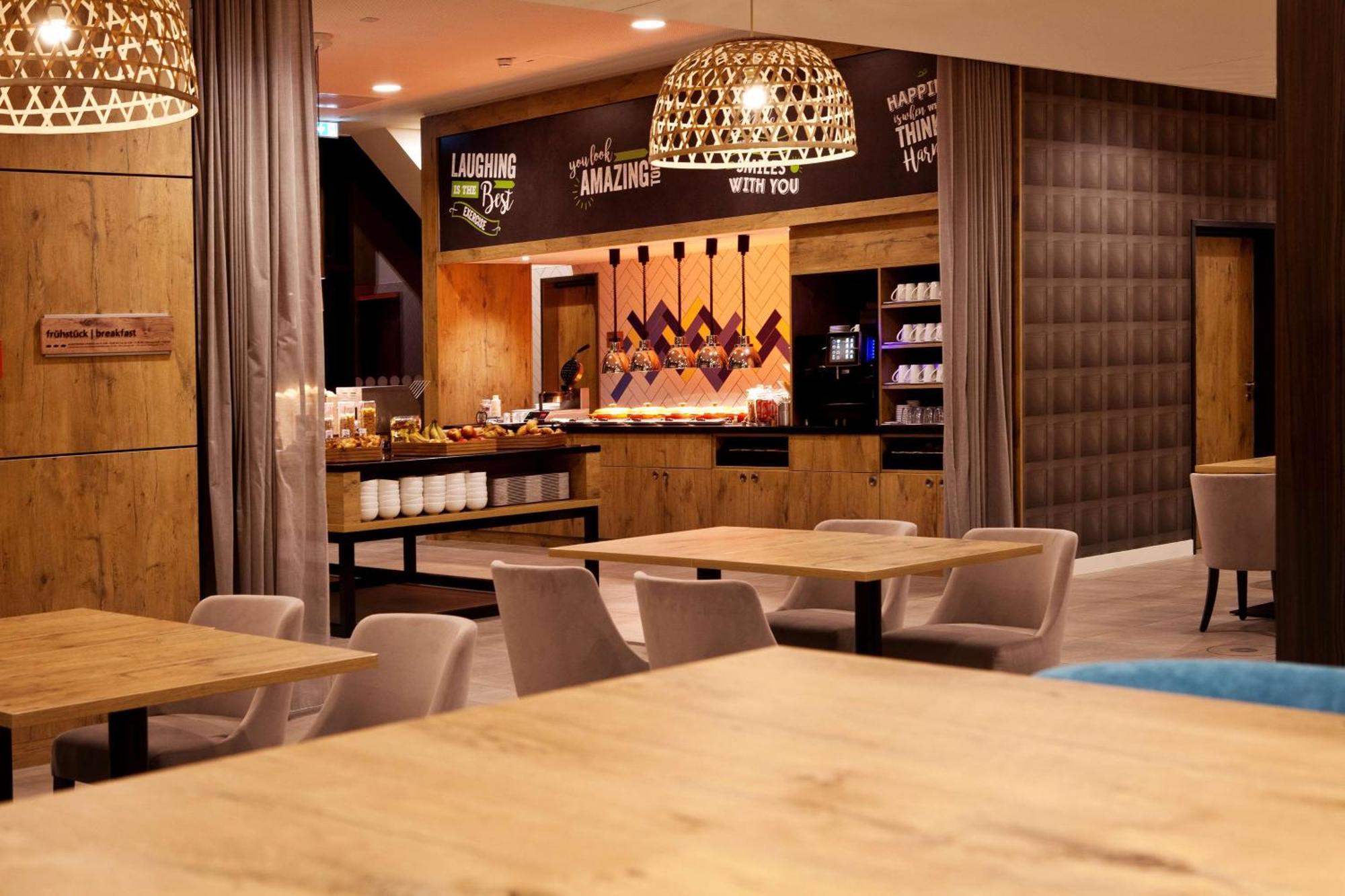 מלון Hampton By Hilton Aachen Tivoli מראה חיצוני תמונה